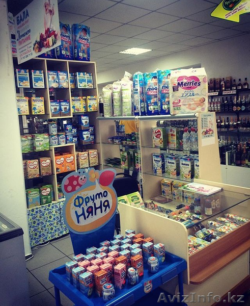 Продам торговое оборудование, 4 стеклянные витрины в хорошем состоянии б/у - Изображение #1, Объявление #1542487