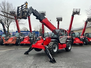 Сдаем в аренду телескопические погрузчики Manitou вместе с оператором. 