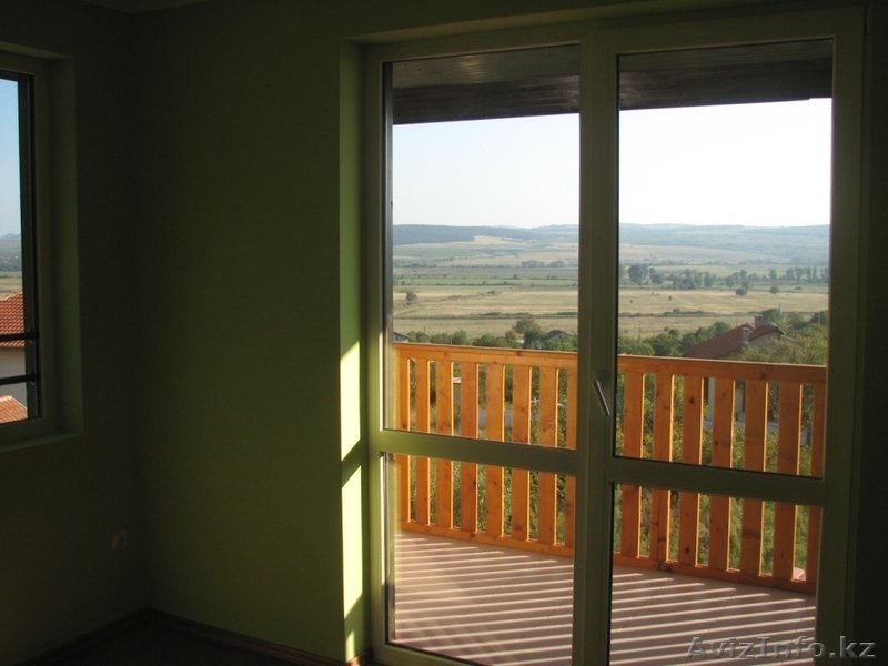 Коттедж в закрытом поселке Болгария - Изображение #1, Объявление #264378