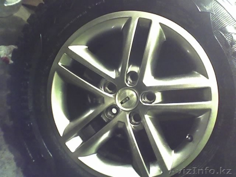 Щипованная авторезина с дисками - Изображение #1, Объявление #784580