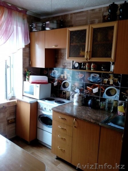 Срочно продам 2-х комн. кв или обменяю на 1 комн с доплатой 3000000 тг - Изображение #1, Объявление #1467526